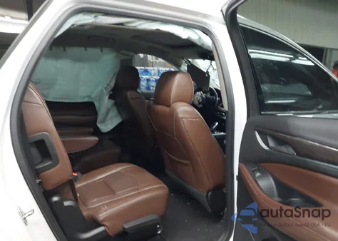 2018 Buick Enclave Avenir z USA, uszkodzony, nr VIN 5GAERDKW1JJ262689